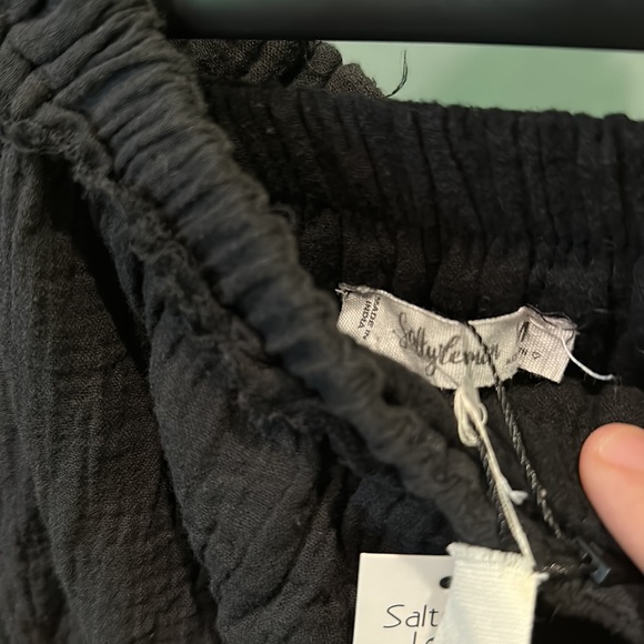 NWT Ruffle Black 2 Piece Cropped Top and Flowy Pants - Picture 6 of 9